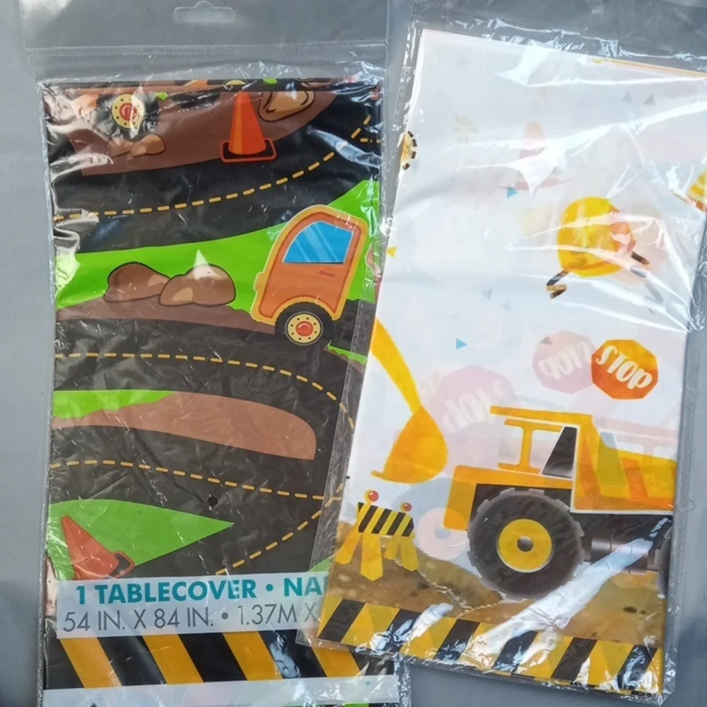 💩🍒 Construction Theme Tablecover Party Set